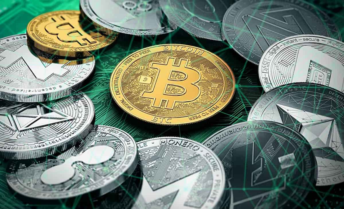 Aumenta el apalancamiento en las altcoins antes de la decisión sobre las tasas de la Fed image 0