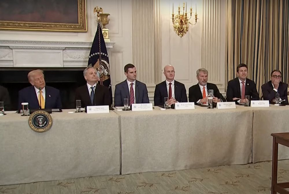 US Crypto Report Suggests Possible Regulatory Framework for Bitcoin Oversight and Stablecoin Policies image 0