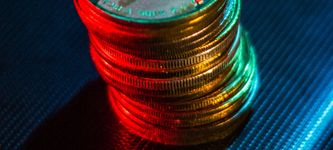 Dogecoin-Kurs am Abgrund: Wird DOGE jetzt explodieren oder abstürzen?