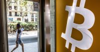 Las 100 principales empresas públicas con tesorerías en Bitcoin mantienen más de 100 BTC