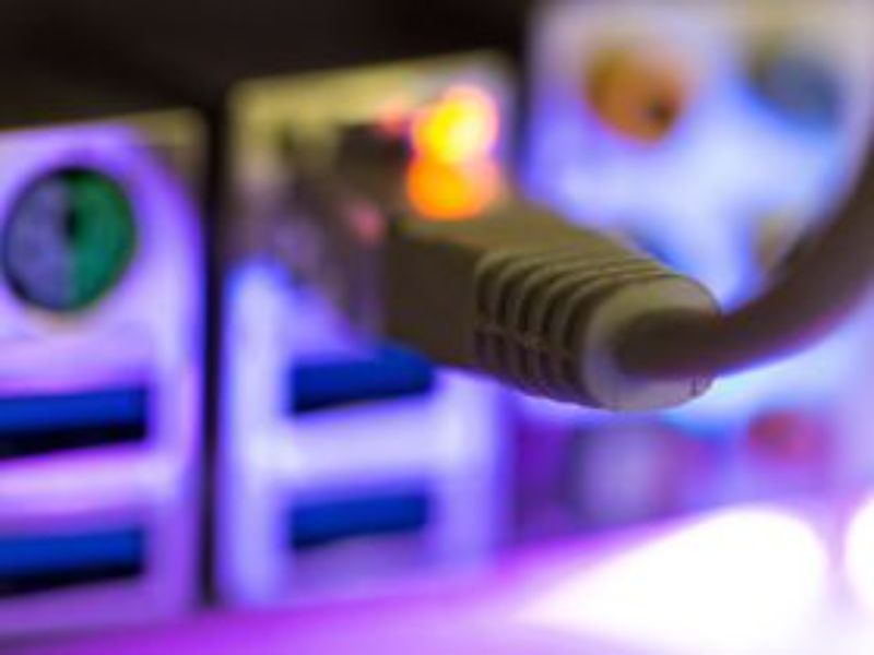 盘前大涨！加密矿商Cipher(CIFR.US)继续借力AI热潮：谷歌之后再获亚马逊(AMZN.US)55亿美元订单