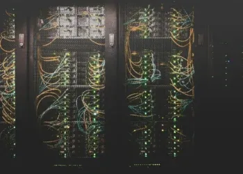 Columbia Británica prohíbe permanentemente nuevas conexiones de minería de criptomonedas ante el aumento de la demanda de energía