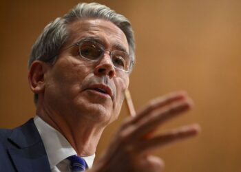 Bessent Reaffirms U.S. Plans for Strategic Bitcoin Reserve After Market Jitters