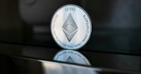 ETHZilla respaldado por Peter Thiel adquiere 15% de Satschel por $15M