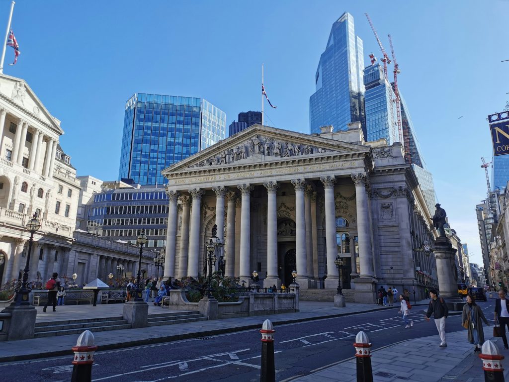 UK : la Banque d’Angleterre confirme des plafonds temporaires sur les stablecoins image 1