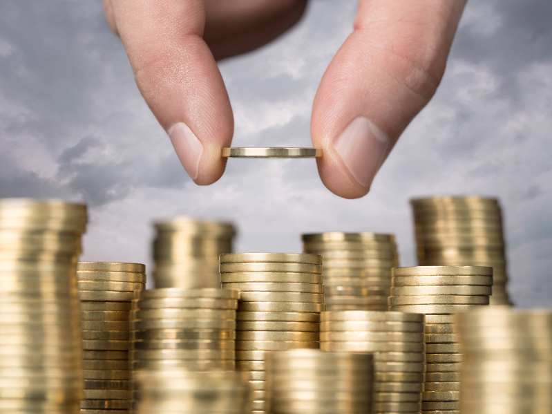 中东AI竞赛白热化！卡塔尔联手资管巨头布鲁克菲尔德(BAM.US) 共建200亿美元基础设施平台