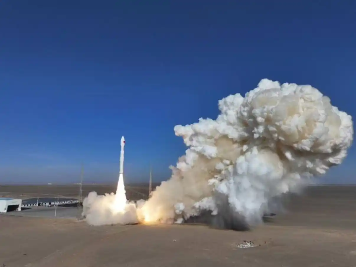 BNB Chain获奖项目Orbit AI成功发射首颗卫星，启动首个去中心化太空AI云平台