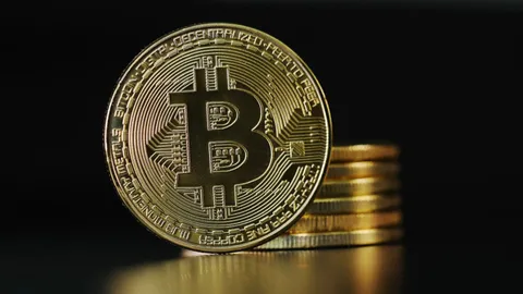 Top U.S. Bank Backs BlackRock’s Bitcoin ETF, Drops Grayscale Trust