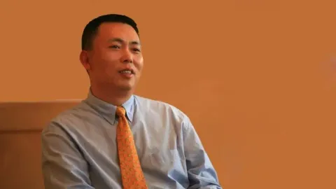 Duan Yongping gibt nach über 20 Jahren im Ruhestand ein seltenes öffentliches Interview: Aktien zu kaufen bedeutet, ein Unternehmen zu kaufen, aber weniger als 1% der Menschen verstehen diesen Satz wirklich.
