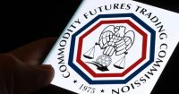 La CFTC explora stablecoins como colateral tokenizado en derivados