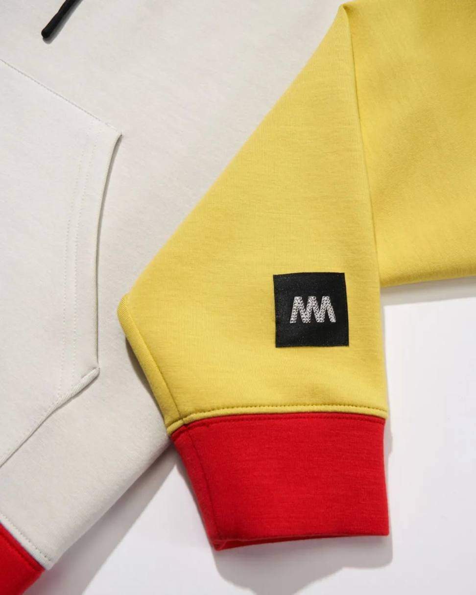 mmERCH 推出与 Seedphrase、施华洛世奇水晶和 Claire Silver 合作的生成式连帽衫 image 3