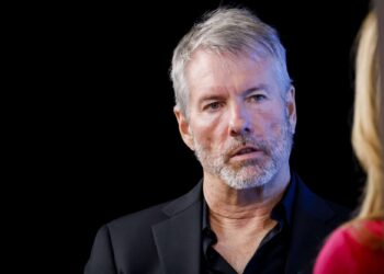 年底上看 15 萬美元!Michael Saylor 預測:比特幣 20 年內漲到 2 千萬美元