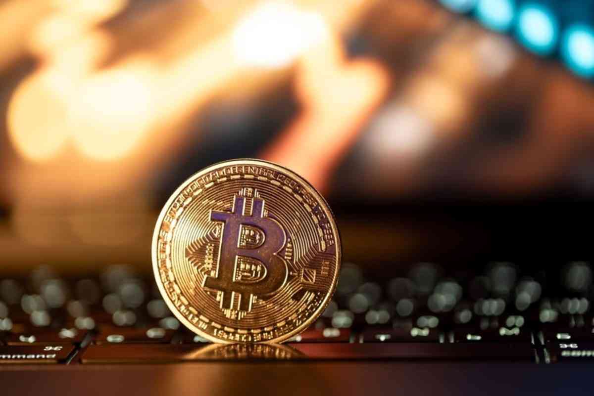 Perplexity vs. ChatGPT 5: ¿Quién tiene la razón sobre el precio de BTC en octubre? image 0