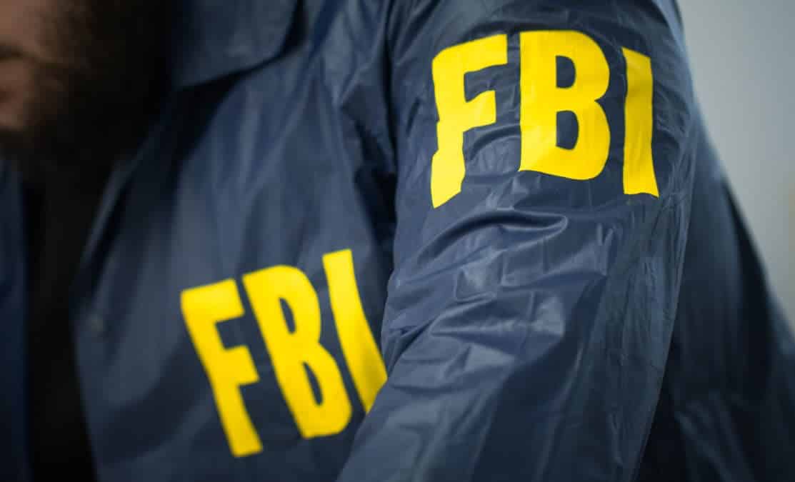 FBI sagt, dass Amerikaner über 60 im Jahr 2024 fast 3 Milliarden Dollar durch Krypto-Betrügereien verloren haben image 0