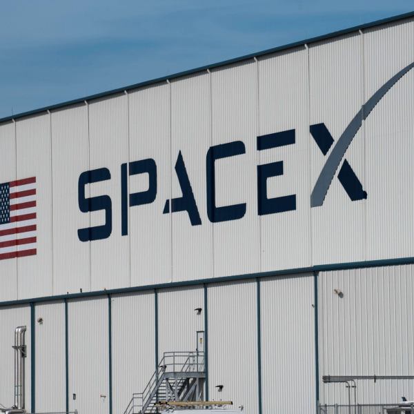 SpaceX 转移 2.7 亿美元比特币，7 月以来首次链上调仓
