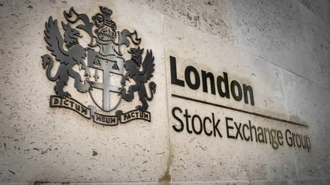 21Shares, Bitwise e WisdomTree abrem acesso de varejo no Reino Unido aos ETPs de Bitcoin e Ethereum após aprovação da FCA