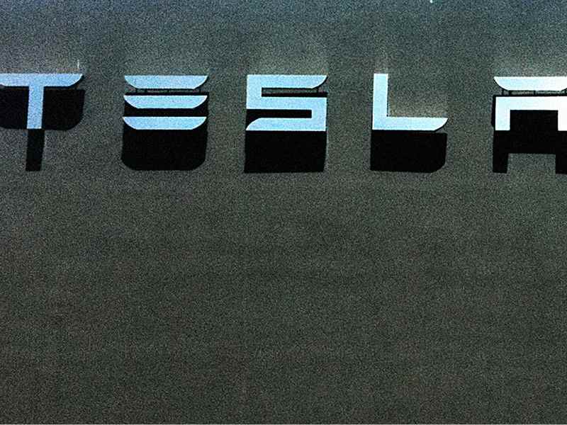 特斯拉(TSLA.US)自动驾驶业务再下一城,获准在亚利桑那州运营Robotaxi