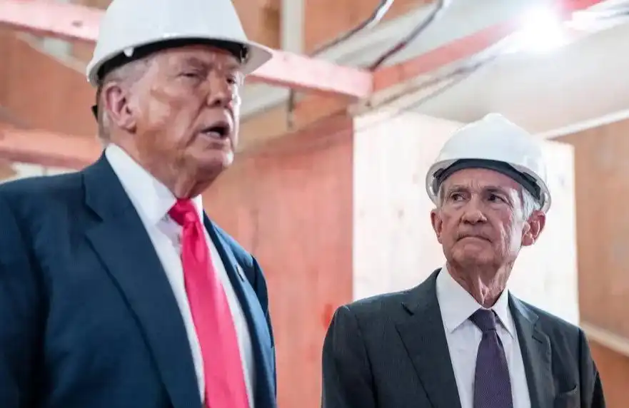 Trump Gets Up Close and Personal with the Fed to Push for Rate Cut, Powell: Seen-zoned