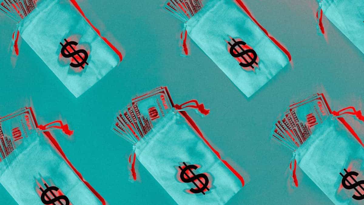 Paxos mistakenly mints $300 trillion PYUSD on Ethereum, citing tech error