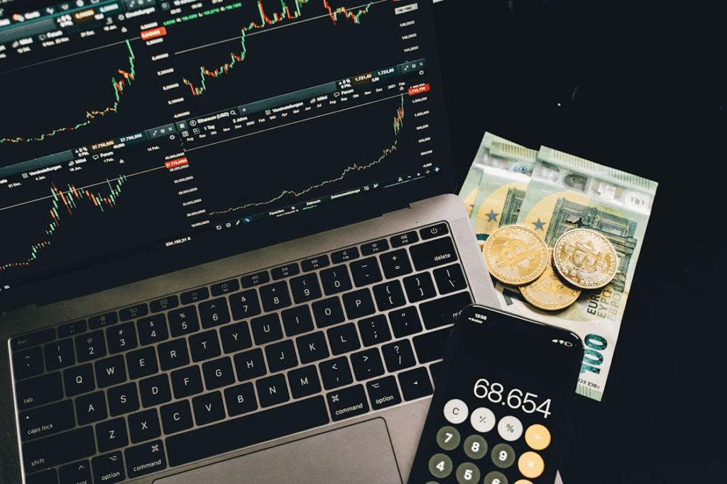 WLFI формує підтримку на рівні $0.20, Ethereum стабілізується вище $4,500, BlockDAG пресейл перевищує $410M image 1
