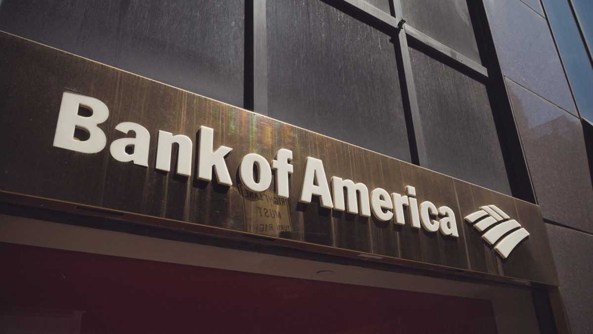 Bank of America підтримує обмеження на алокацію криптовалюти у 4%, скасовує обмеження для радників і додає покриття bitcoin ETF: звіт image 0