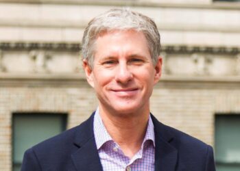 單周狂轉 1.4 億美元 XRP 至交易所！Ripple 共同創辦人逢高出貨？