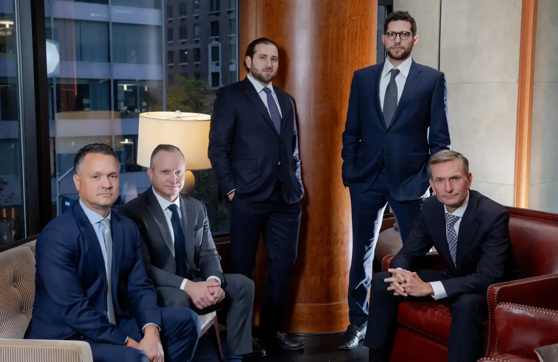 彭博社:從加密貨幣中獲利?Trump的商務部長家族一年內進帳25億美元