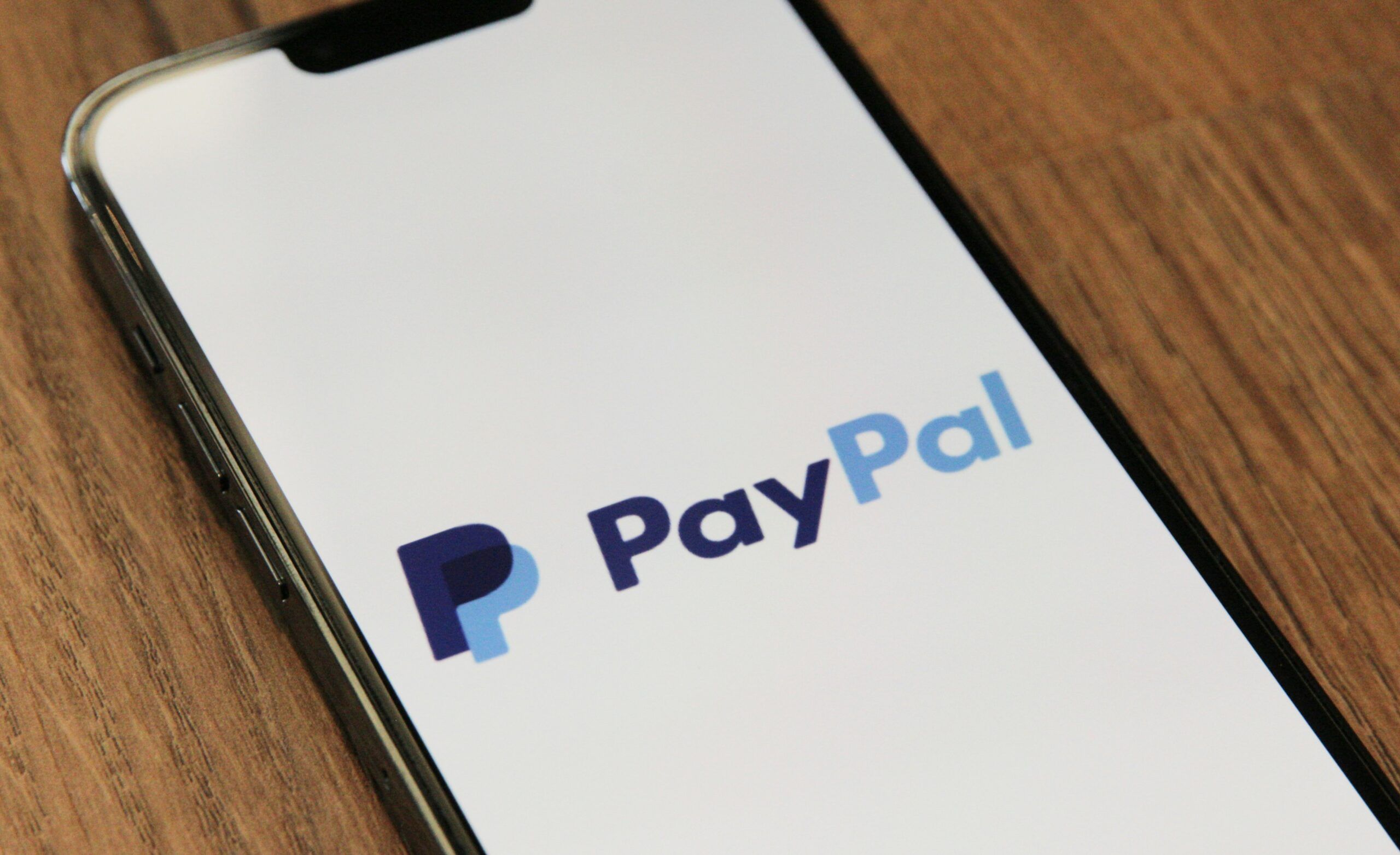 PayPal Impulsa el Uso de Criptomonedas en el Comercio Global