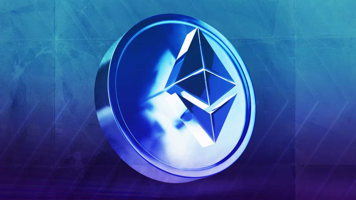 Ethereum ETFs match record 19-day inflow streak, adding $5.4 billion as holdings near 5% of ETH supply