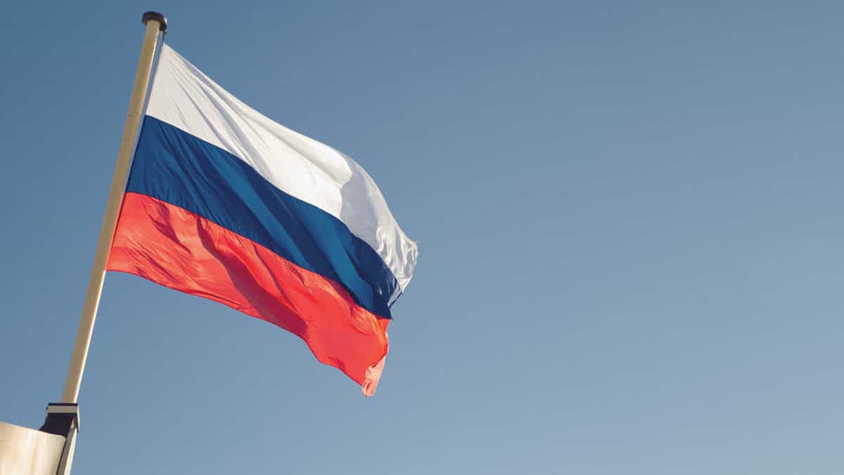 Россия запускает криптовалютную биржу для квалифицированных инвесторов: отчет