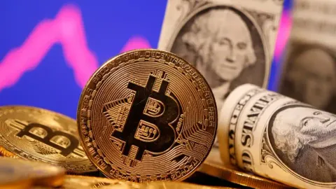 Bitcoin returns to $70,000, is this correction over?