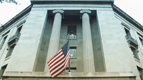 US government initiates around $922 million in bitcoin transfers from seized Bitfinex hack funds
