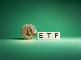 Bitcoin ETFs Inflows Tank 71% Amid BTC Crashing to $65,000