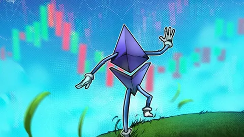 Ether’s price clings 'crucial area,' drop below $2.8K looming if it falters