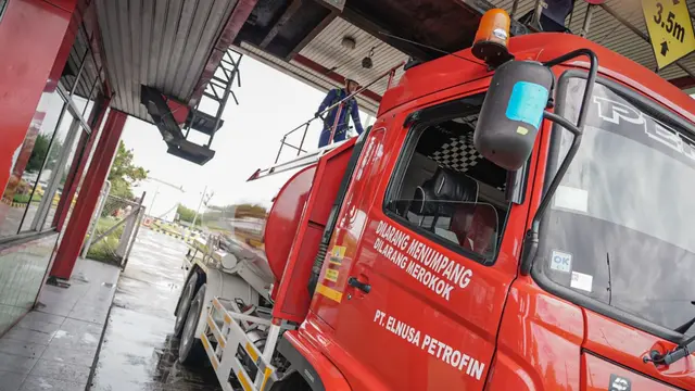 Pertamina Patra Niaga akan Tindak Tegas Sopir Mobil Tangki Nakal image 3