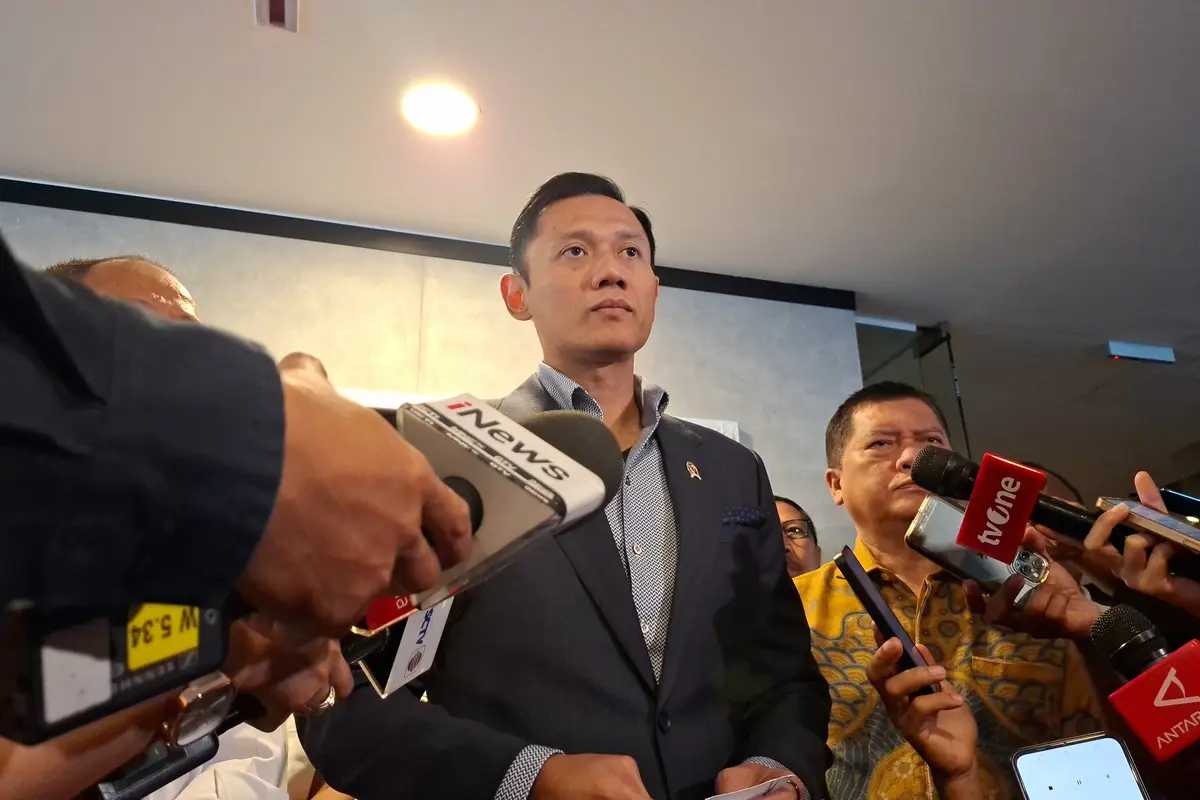 AHY Sebut Indonesia Mulai Mengarah Memakai Bahan Bakar SAF image 0