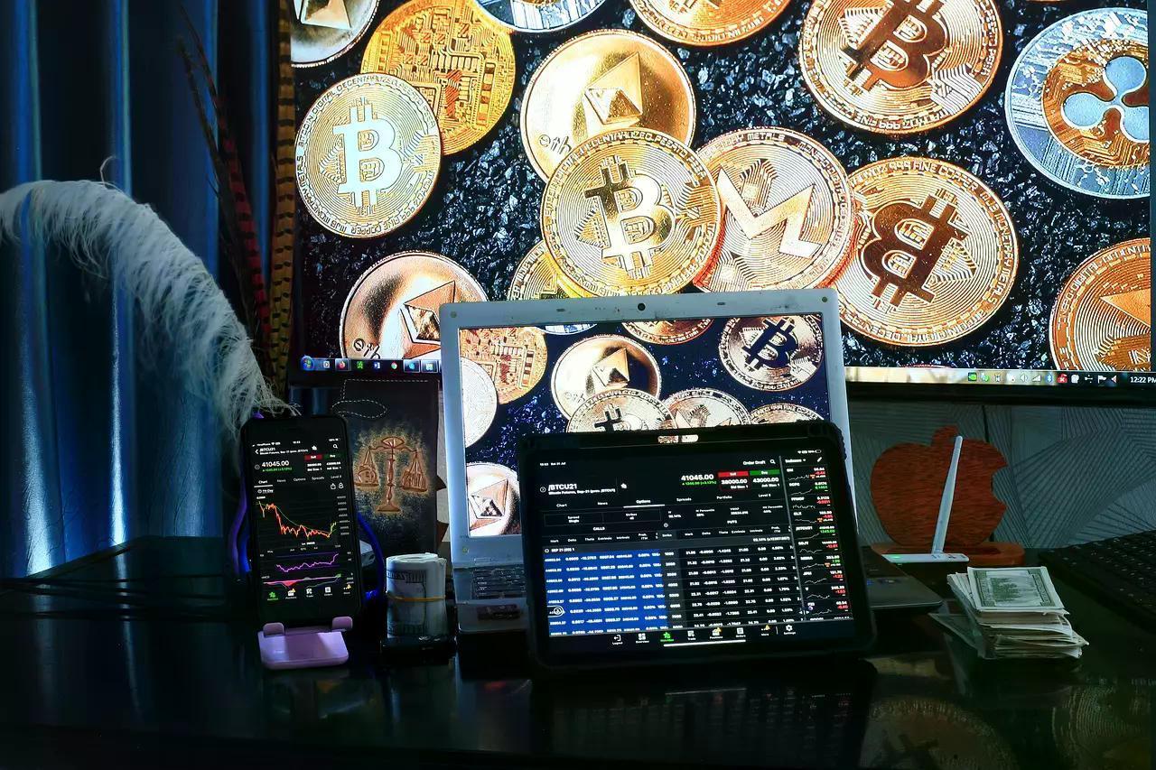 ETH, ADA, LTC có thể đang hình thành đáy chu kỳ trong khi Bitcoin tụt hậu image 1