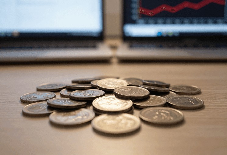 Top 5 Crypto Gainers Today: Altcoins Rally as Bitcoin Breaks $70,000 image 1