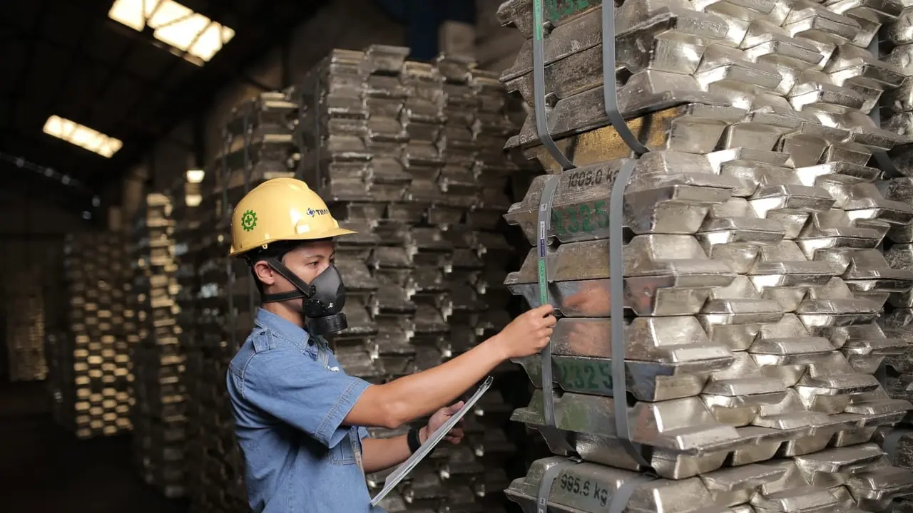 Pemerintah Bentuk Tim Khusus, PT Timah Bisa Beli Produksi Masyarakat Lokal image 0