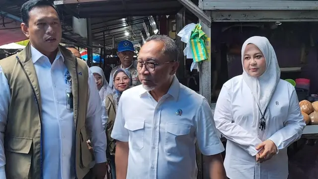 Zulhas Tawari Pengusaha Investasi di Koperasi Merah Putih hingga PSEL image 1