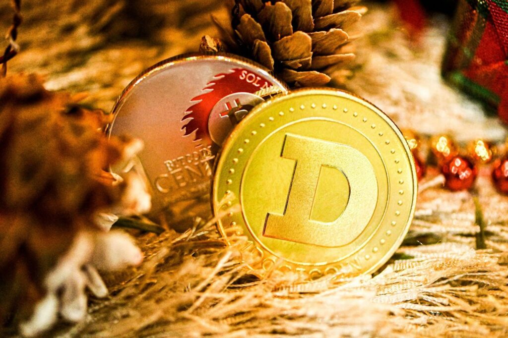 Фінальний приватний розпродаж BlockDAG за $0.00025 відкрито, забезпечуючи ліквідність з першого дня на фоні слабкості ринку Aave та Dogecoin