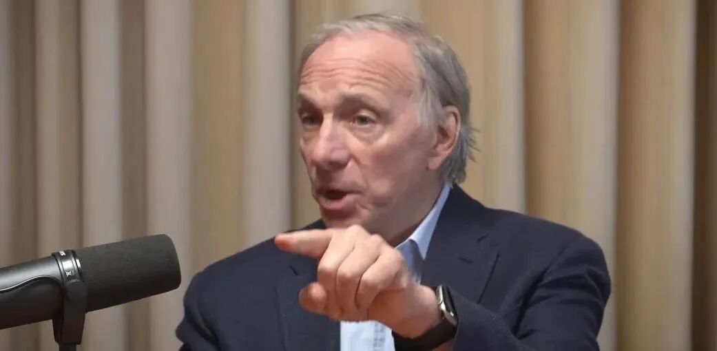 Full text of Ray Dalio's latest interview: Debts must be repaid! Is there a bubble in AI? When will the bubble burst? (In-depth summary) image 0