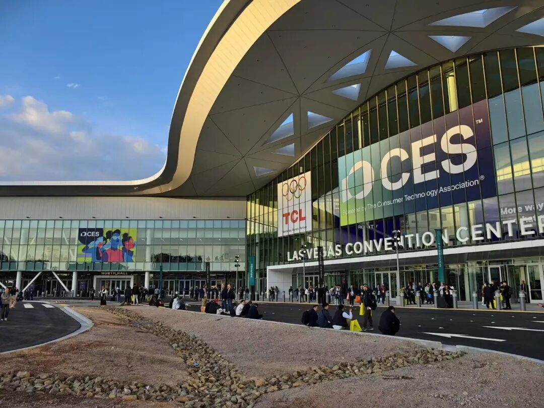 在 CES 上，AI 硬件已经照进现实，无论你接不接受｜CES2026 image 2