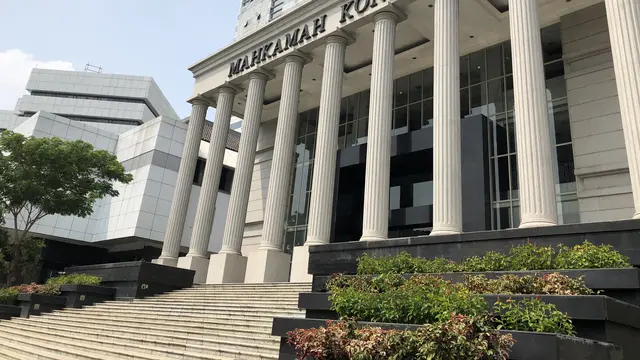 Purbaya Buka Opsi Realokasi Anggaran MBG Mulai 2028 image 1