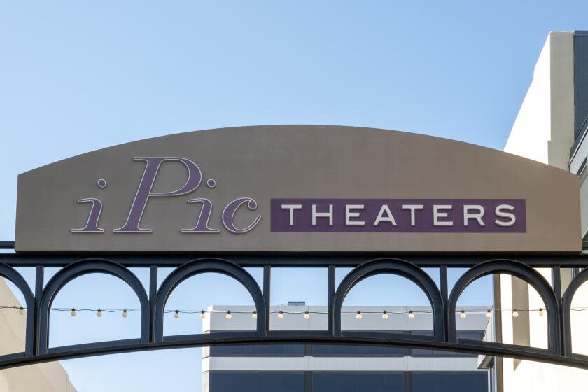 iPic cinema chain nagsumite ng bankruptcy filing