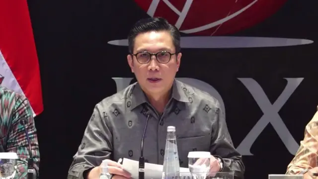 OJK Minta Insentif Buat ETF Emas, Airlangga Siapkan Aturan image 3