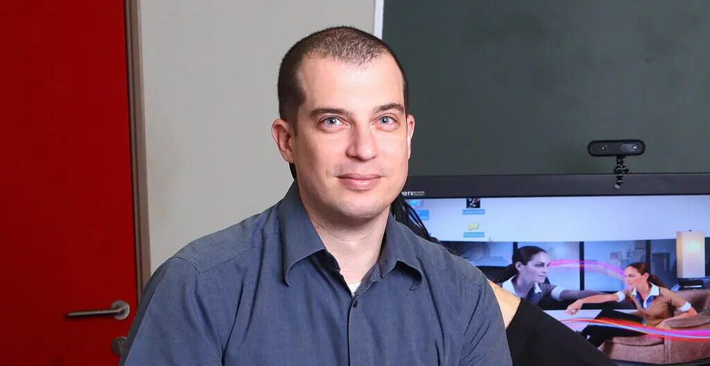 苹果史上第二大收购案，目标却不是手机｜硬哲学 image 3