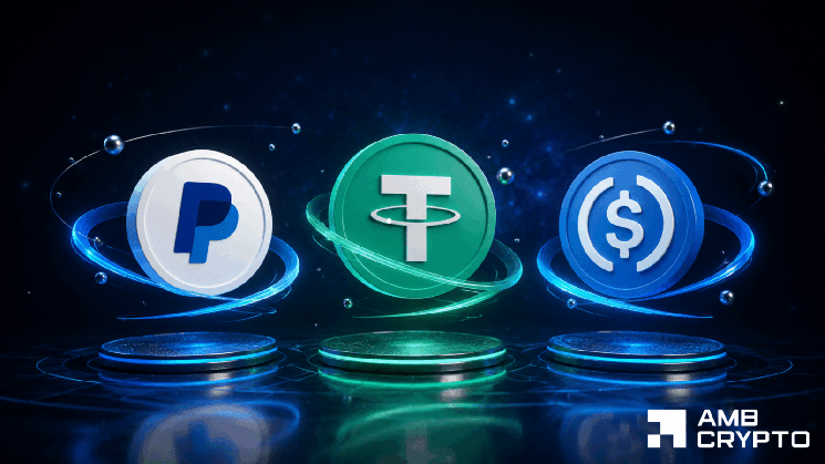 PYUSD loses 35% of its stablecoin cap as USDC makes largest transfer in history image 1