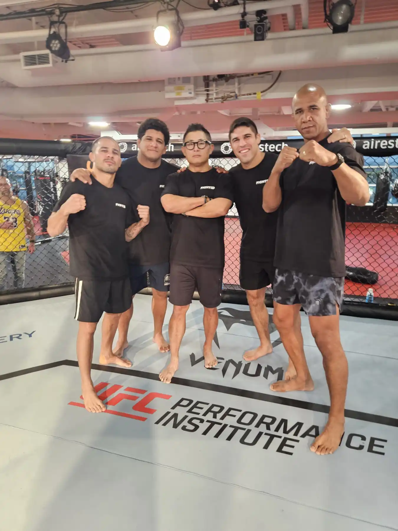 122倍超额认购后选择退款，FIGHT在玩什么新套路？