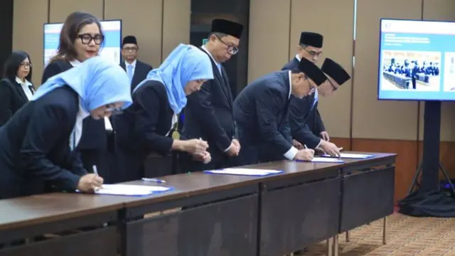 Gubernur BI Lantik 12 Pemimpin Satuan Kerja di Bank Indonesia